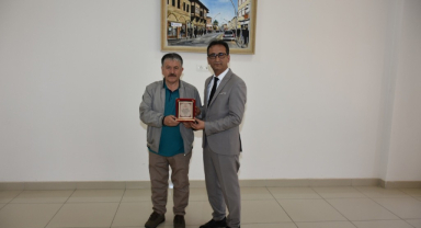 Millî Eğitim Camiasından Ali Uğur İle Mümtaz Dinç’e Veda Yemeği