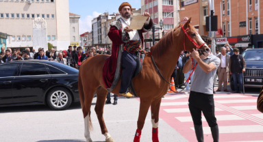 TÜRK DİL BAYRAMI TÖRENLERLE KUTLANIYOR