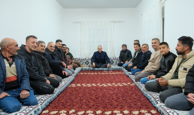 Karaman Valisi Mehmet Fatih Çiçekli ve Eşi, Siyahser Mahallesi Sakinleriyle İftar Yaptı