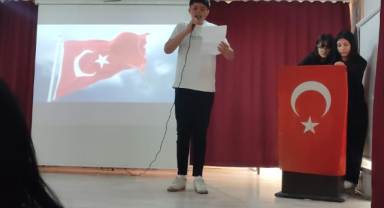 LİSELİ GENÇLERİN VATAN AŞKI