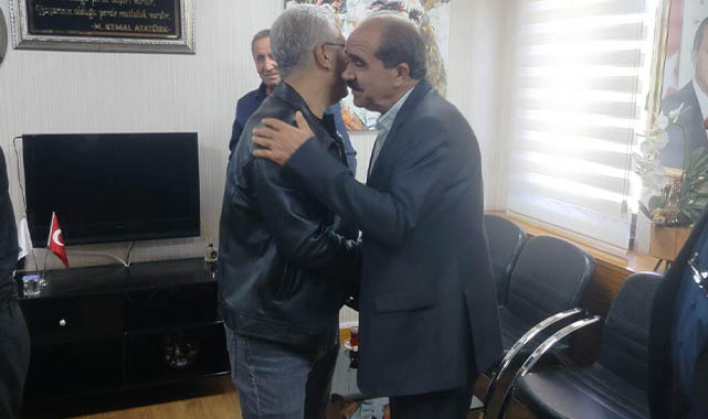 Abdullah Çelik’ten Başkan Akpınar’a Ziyaret
