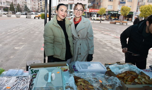 Öğrenci ve Vatandaşlardan Gazze İçin Örnek Dayanışma