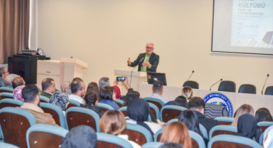 Prof. Dr. Turan Karataş: ‘Okumak, Yazıya Açılan Kapıdır’