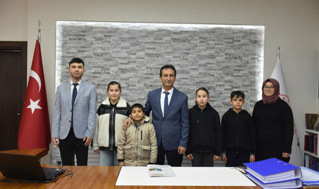 “Lale Damlası” Okuyucularıyla Buluştu