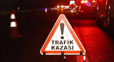 Otomobil Yan Yattı, 2 Kişi Yaralandı