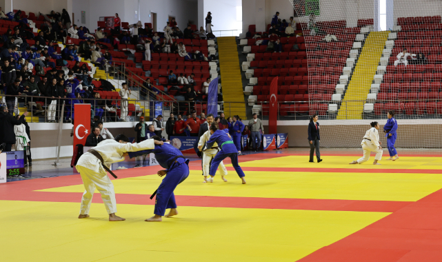 55 İlden 343 Sporcu Karaman’da Buluştu