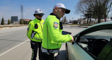 Trafikte ve Asayişte Sıkı Kontrol: 108 Araç Trafikten Men Edildi