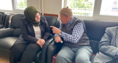 Fatma Coştu'ya Huzurevinde mini konser