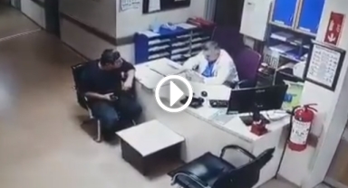 Tavandan düşen adam ve onu garipsemeyen doktor